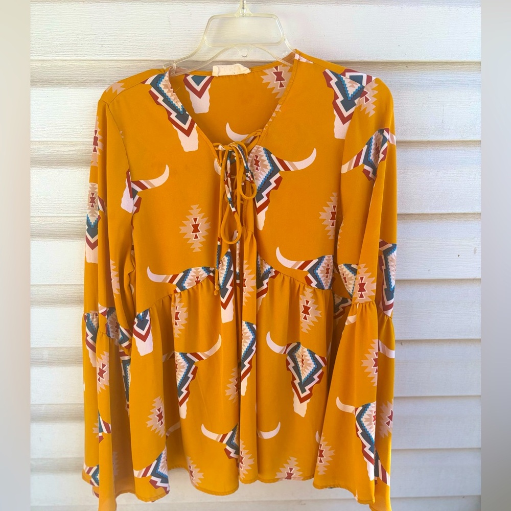 Berry N Cream Boho blouse with split bell sleeves size medium.